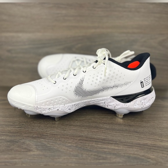 Nike Men’s Alpha Huarache Elite 3 Low Baseball Cleats (CV3552-104) main image 7